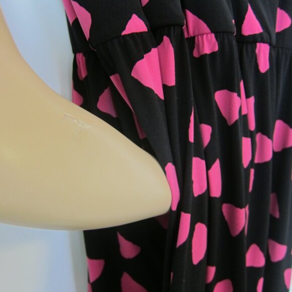 Lane Bryant Fit & Flare Dress 14/16 Black Pink Pockets V-neck Long Sleeves NEW - Picture 6 of 11